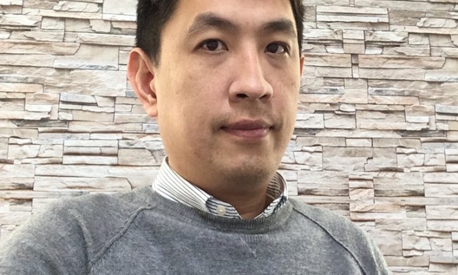 Roger Yu head and shoulders photo